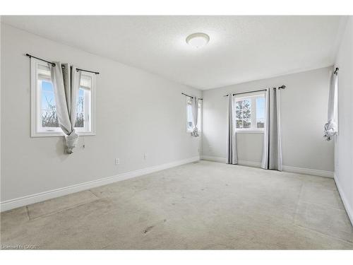 319 Duskywing Way, Oakville, ON - Indoor Photo Showing Other Room