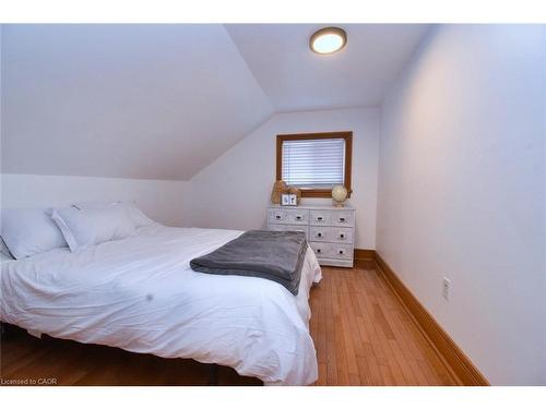 3222 Peach Avenue, Ridgeway, ON - Indoor Photo Showing Bedroom