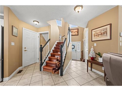 44 Dineen Court, Kitchener, ON - Indoor Photo Showing Other Room