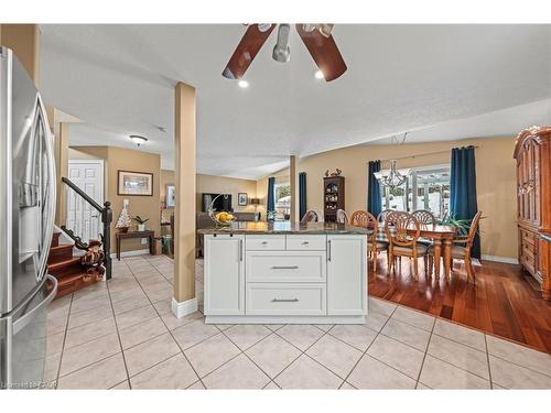 44 Dineen Court, Kitchener, ON - Indoor