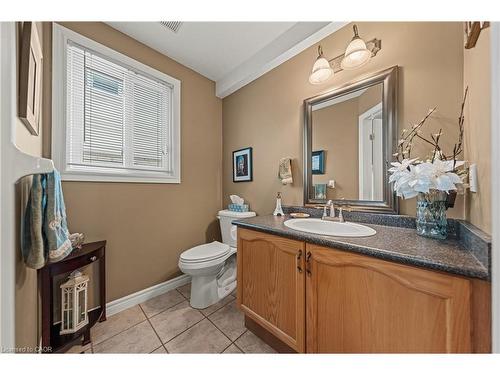 44 Dineen Court, Kitchener, ON - Indoor Photo Showing Bathroom