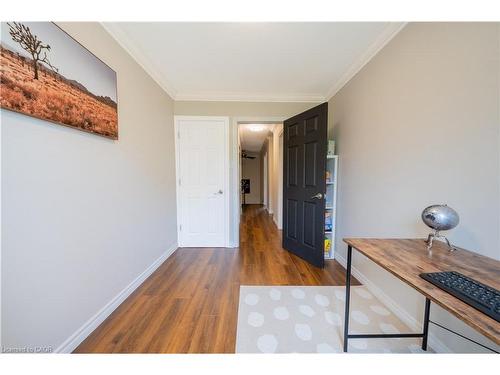 1548 Westminster Place, Burlington, ON - Indoor Photo Showing Other Room