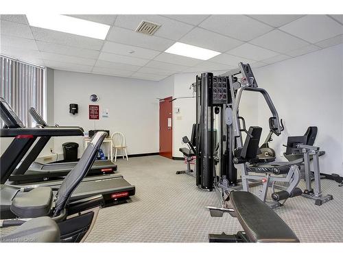 409-3227 King Street E, Kitchener, ON - Indoor Photo Showing Gym Room