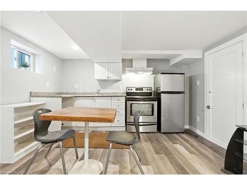 5039 Armoury Street, Niagara Falls, ON - Indoor