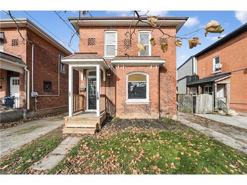 28 Cayuga Street, Brantford, ON - Outdoor