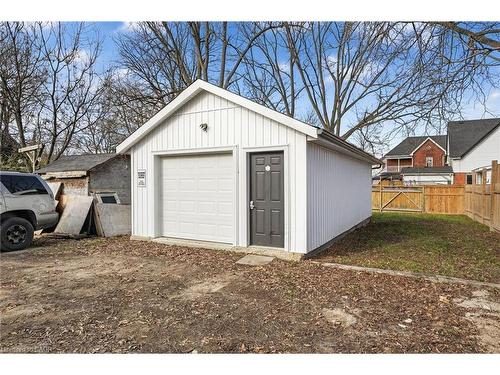 28 Cayuga Street, Brantford, ON - Outdoor