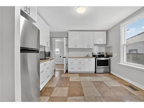 28 Cayuga Street, Brantford, ON - Indoor Photo Showing Kitchen