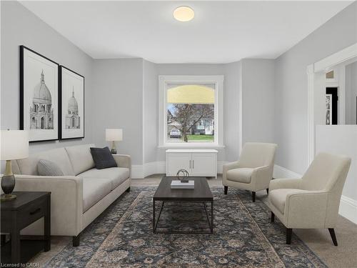 28 Cayuga Street, Brantford, ON - Indoor Photo Showing Living Room