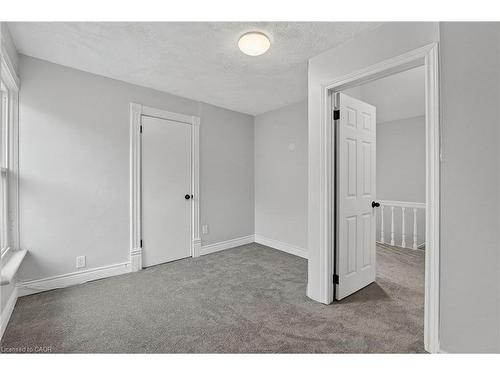 28 Cayuga Street, Brantford, ON - Indoor Photo Showing Other Room