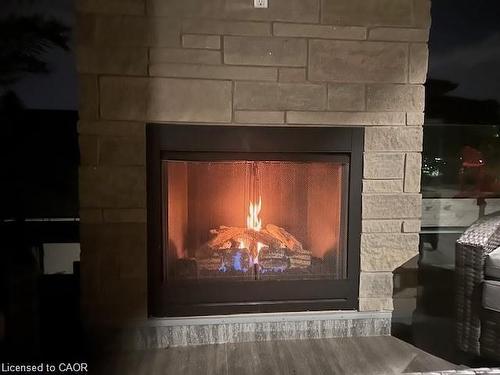 68 Mountain Brow Boulevard, Hamilton, ON - Indoor With Fireplace