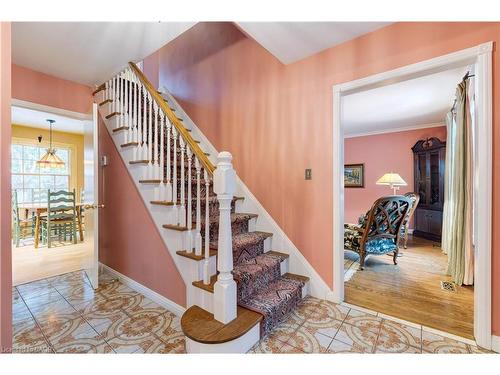 238 Penn Drive, Burlington, ON - Indoor Photo Showing Other Room