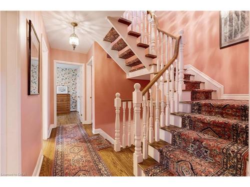 238 Penn Drive, Burlington, ON - Indoor Photo Showing Other Room