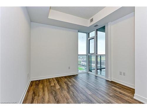 602-550 North Service Road, Grimsby, ON - Indoor Photo Showing Other Room