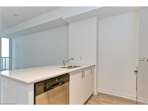 602-550 North Service Road, Grimsby, ON - Indoor Photo Showing Kitchen With Double Sink