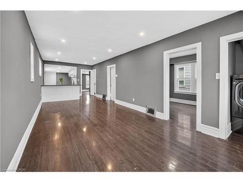 49 Allan Avenue, Hamilton, ON - Indoor Photo Showing Other Room