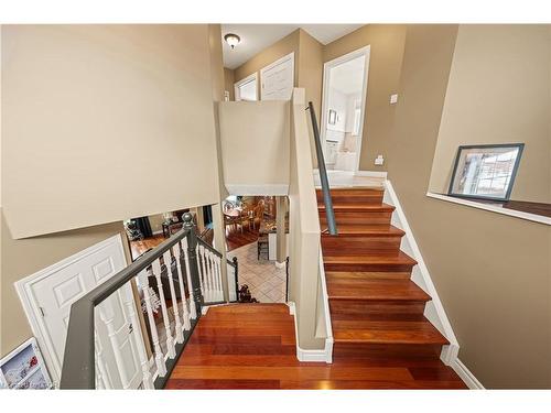 44 Dineen Court, Kitchener, ON - Indoor Photo Showing Other Room