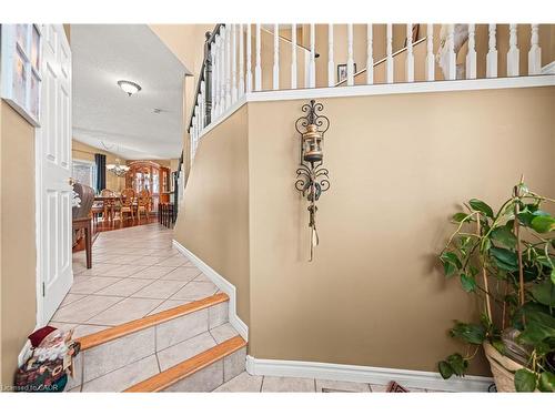 44 Dineen Court, Kitchener, ON - Indoor Photo Showing Other Room