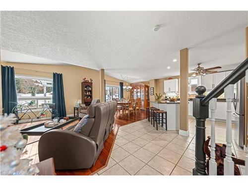 44 Dineen Court, Kitchener, ON - Indoor