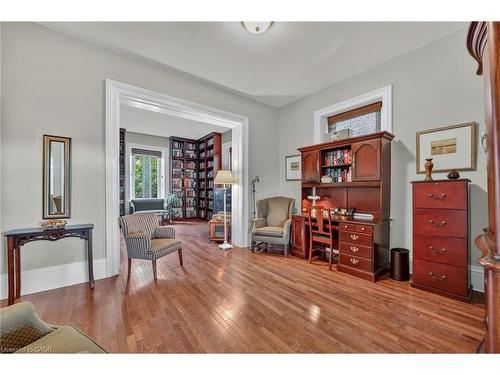 72 Banfield Street, Paris, ON - Indoor