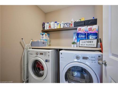 299- Upper Unit Moorlands Crescent, Kitchener, ON - Indoor Photo Showing Laundry Room
