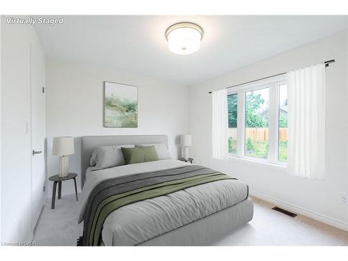 20-620 Colborne Street W, Brantford, ON - Indoor Photo Showing Bedroom