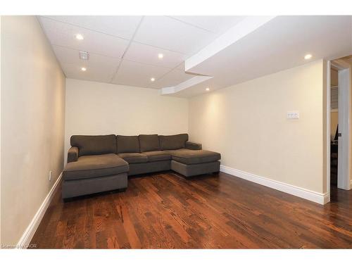 33 Huck Crescent, Kitchener, ON - Indoor