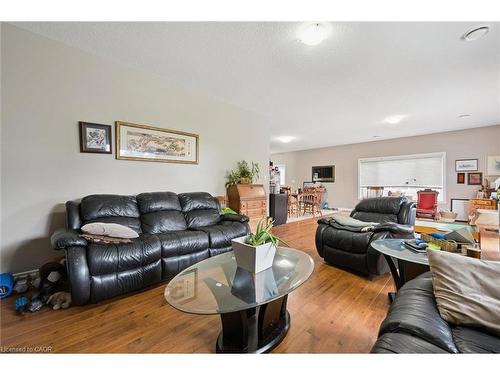 470 Elora Street, Fergus, ON - Indoor Photo Showing Living Room