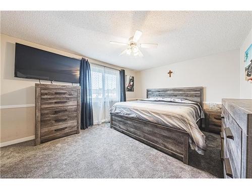 5 Bing Crescent, Stoney Creek, ON - Indoor Photo Showing Bedroom