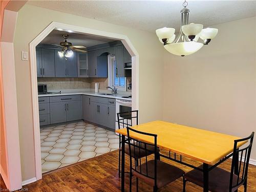 63 Old Carriage Drive, Kitchener, ON - Indoor Photo Showing Other Room