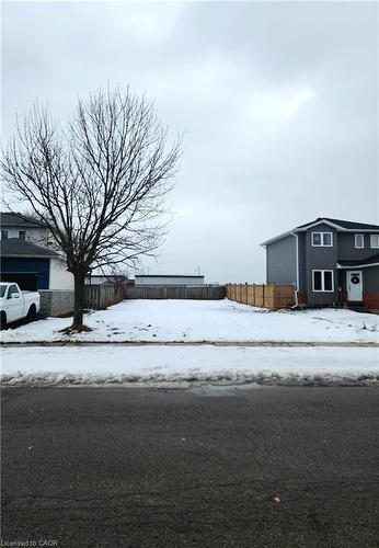 233 Kinross Street, Caledonia, ON 