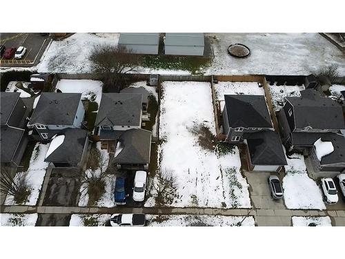 233 Kinross Street, Caledonia, ON 