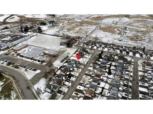 233 Kinross Street, Caledonia, ON 