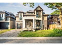 8 Paxton Avenue  St. Catharines, ON L2N 5H8