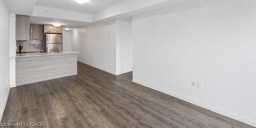 910-220 Cannon Street E, Hamilton, ON - Indoor