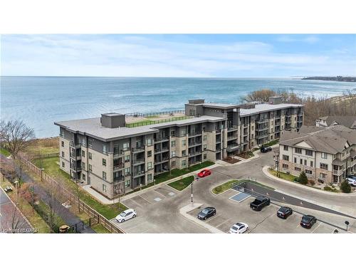 315-35 Southshore Crescent, Stoney Creek, ON - Outdoor With Body Of Water With View