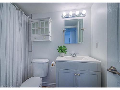503-1225 North Shore Boulevard E, Burlington, ON - Indoor Photo Showing Bathroom