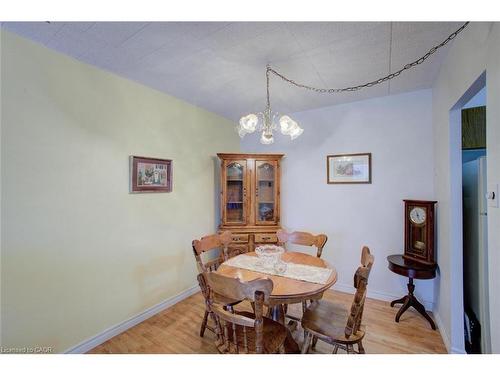 312-80 Breckenridge Drive, Kitchener, ON - Indoor Photo Showing Dining Room