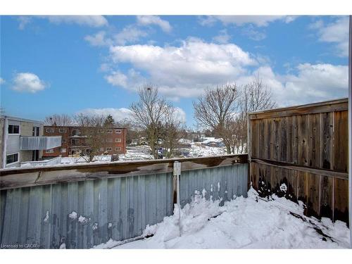 312-80 Breckenridge Drive, Kitchener, ON - Outdoor