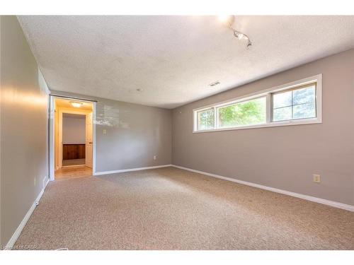 44 Valleyview Drive, Ancaster, ON - Indoor Photo Showing Other Room
