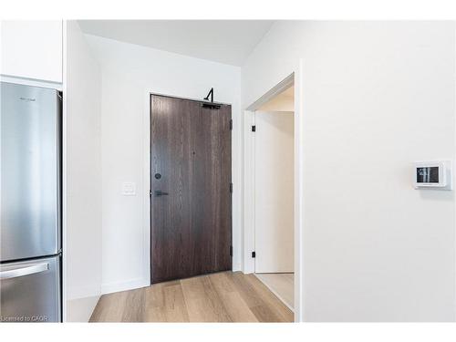 304-24 Union Street E, Waterloo, ON - Indoor Photo Showing Other Room