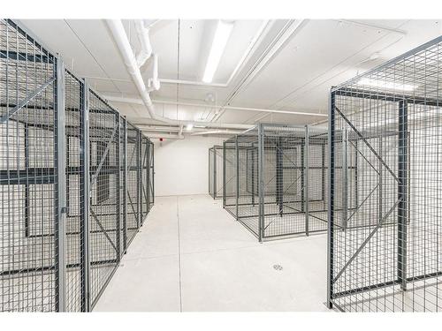 304-24 Union Street E, Waterloo, ON - Indoor With Storage