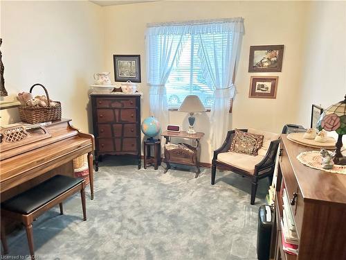 248 Howard Street, Waterford, ON - Indoor