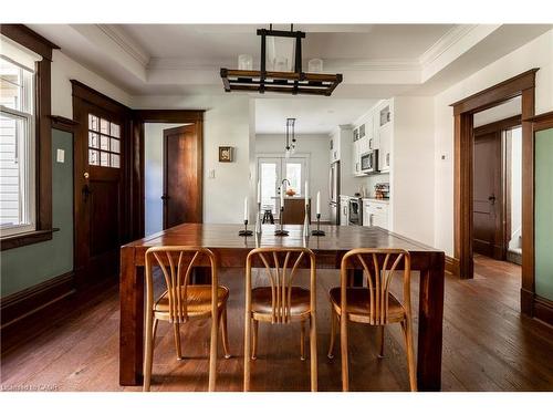 27 Cliff Avenue, Hamilton, ON - Indoor Photo Showing Dining Room