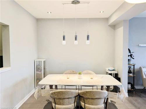 137 Lormont Boulevard, Stoney Creek, ON - Indoor Photo Showing Dining Room