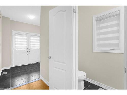 251 Palace Street, Thorold, ON - Indoor Photo Showing Other Room