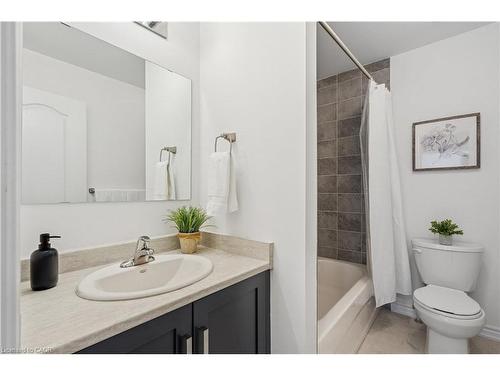 9 Elsegood Drive, Guelph, ON - Indoor Photo Showing Bathroom