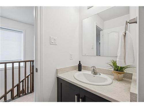 9 Elsegood Drive, Guelph, ON - Indoor Photo Showing Bathroom