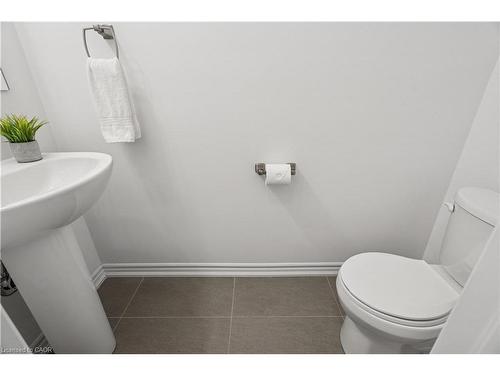 9 Elsegood Drive, Guelph, ON - Indoor Photo Showing Bathroom