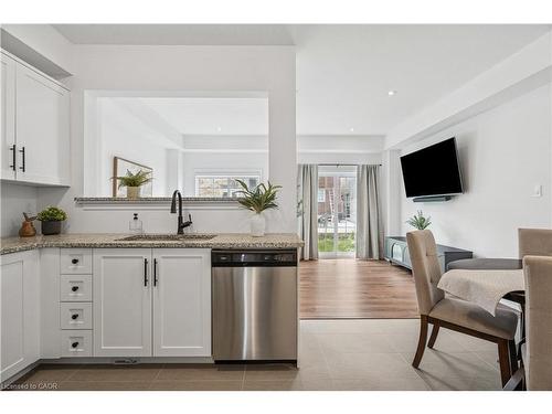 9 Elsegood Drive, Guelph, ON - Indoor