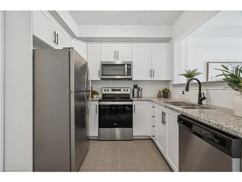 9 Elsegood Drive, Guelph, ON - Indoor Photo Showing Kitchen With Stainless Steel Kitchen With Double Sink